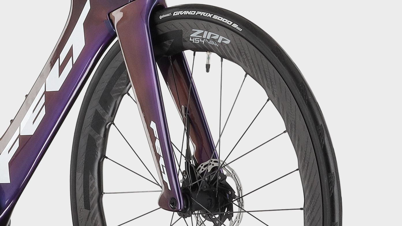 IA-FRD-20-zipp-454-carbon2