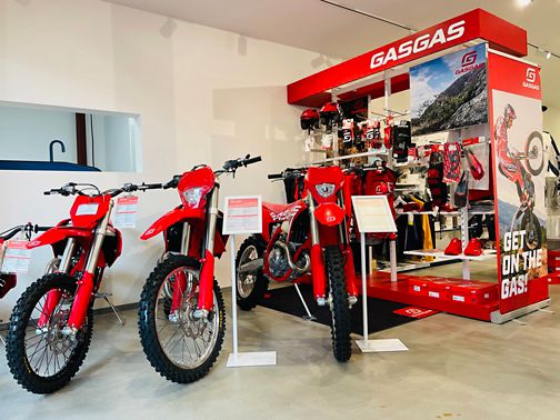 美品！KTM/ハスクバーナ/GASGASエンデューロモデル前後ホイールセット b1e81a0bc4c91611293d0c8b87e6e8