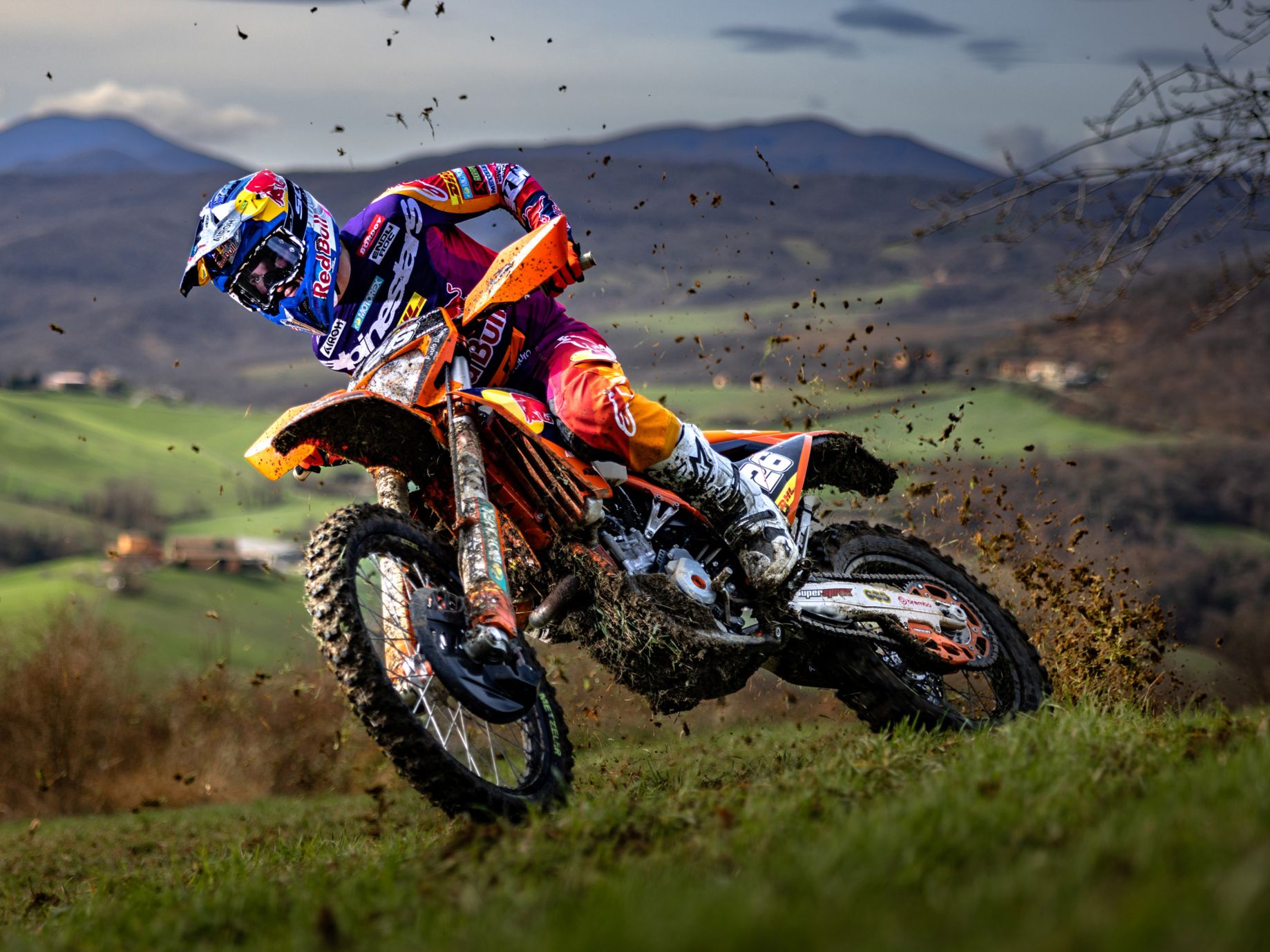 KTM - READY TO RACE