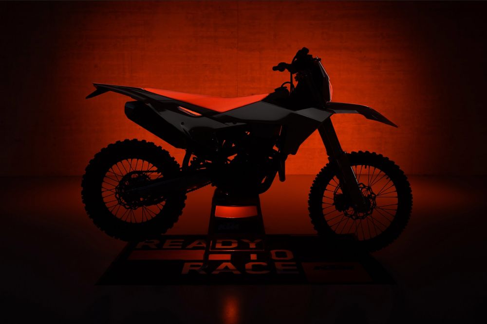 revolutionize your ride | KTM 日本