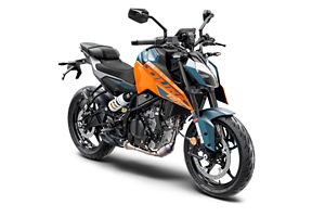 2024 KTM 125 DUKE - THE SPAWN OF THE BEAST | KTM 