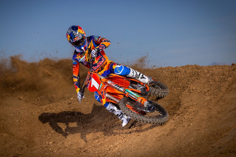 KTM-motocross-250-sx-f-factory-edition-homepage-1