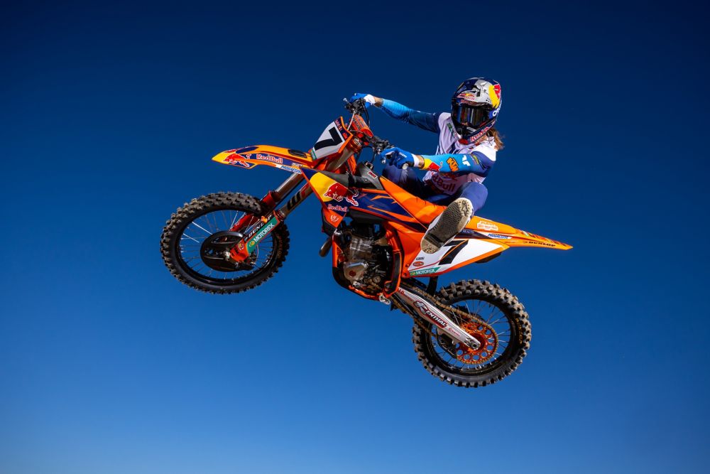 KTM-motocross-450-sx-f-factory-edition-homepage-2