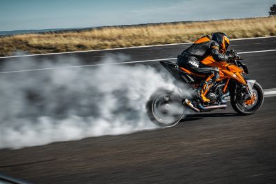 Traje best sale moto ktm