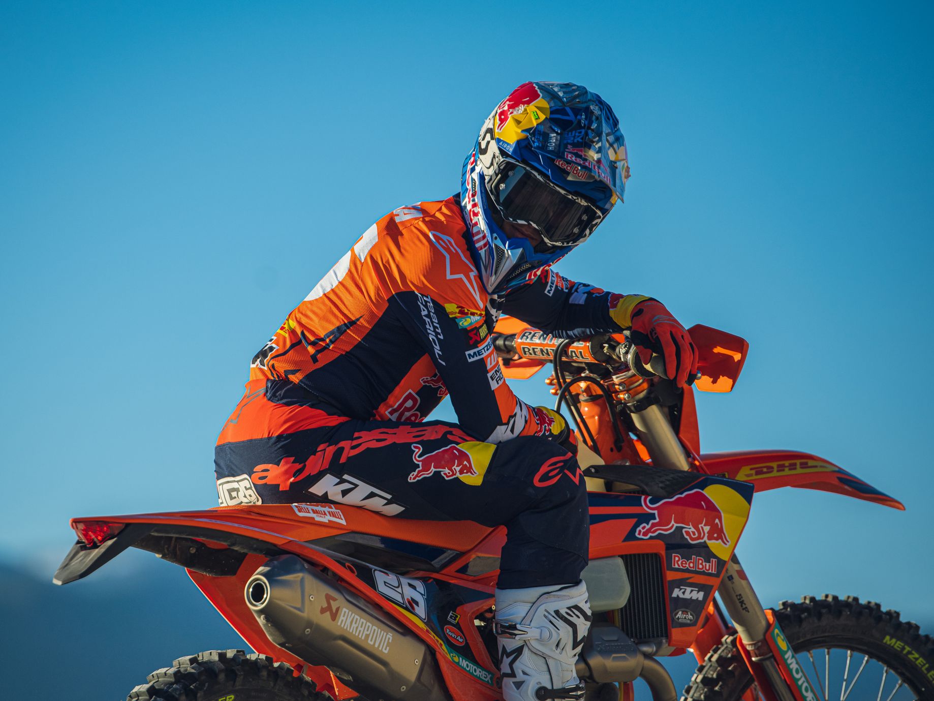 Qual a diferença entre a moto de enduro e de motocross? - DID®