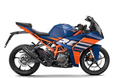 PHO_BIKE_90_RE_MY24-KTM-RC-390-STUDIO-BLUE-EU-90-right_SALL_AEPI_V1