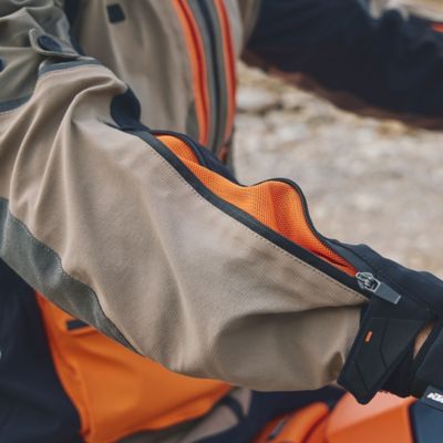 Defender gear | KTM 中国