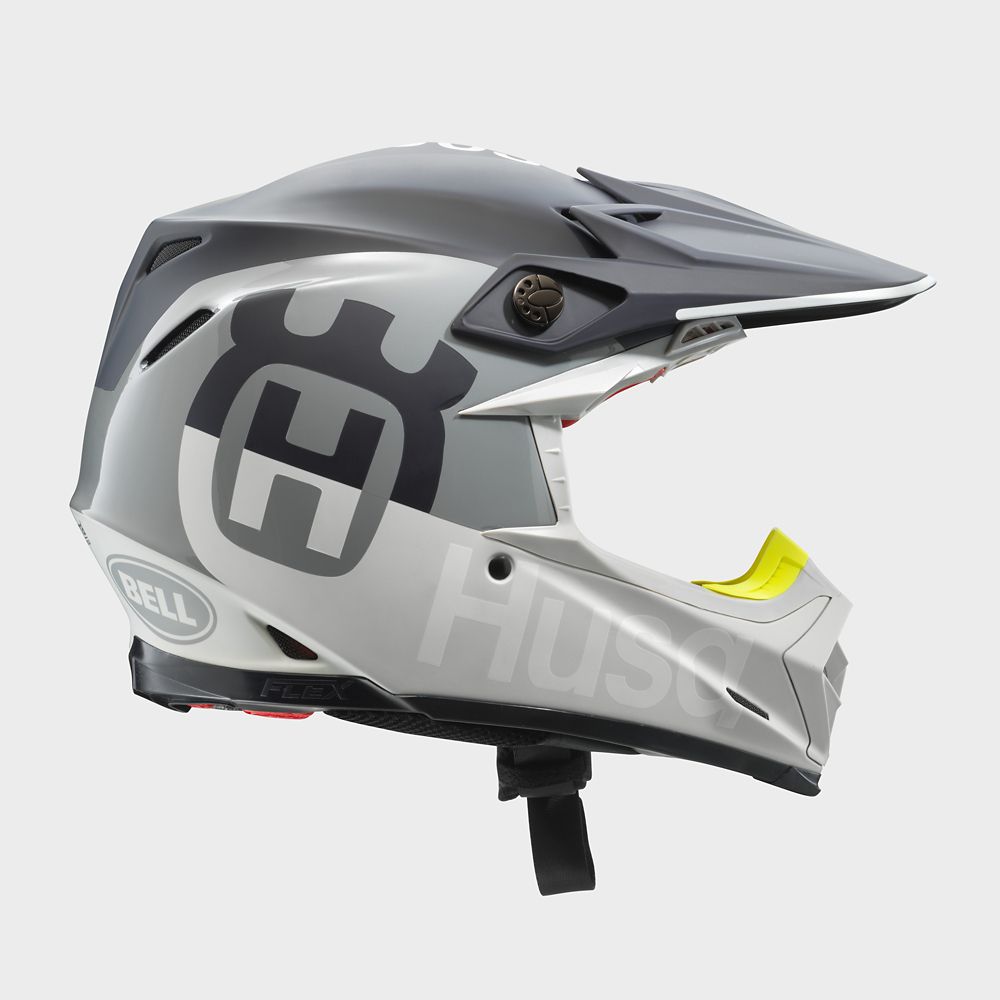 Detailed: 2020 Bell Moto-9 Flex helmet 