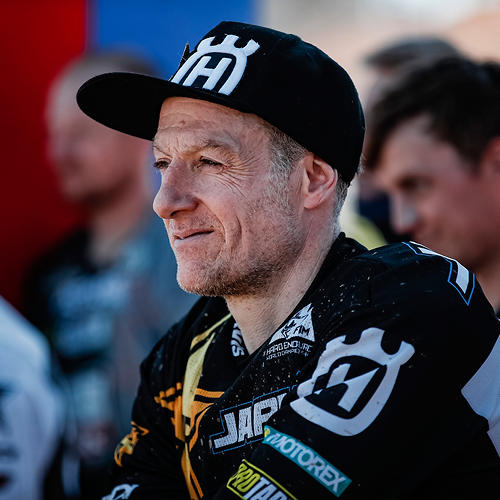 Graham Jarvis to continue racing for the ninth year with Husqvarna Motorcycles in 2022