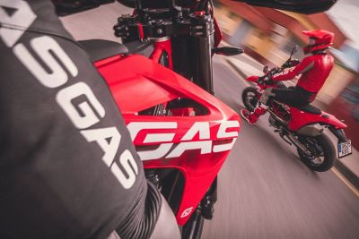 segment-page-spermoto-intro-action