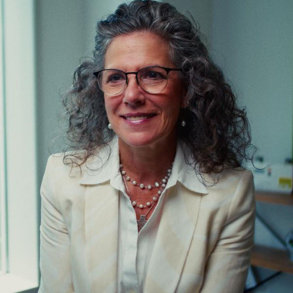 Team Green Spotlight Thumbnails - Gina