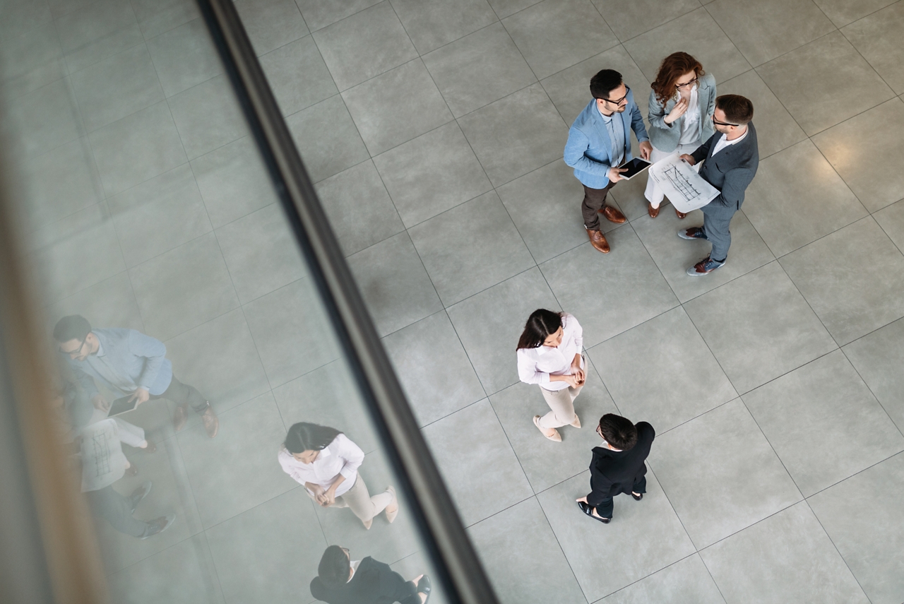 Lifecycle Services and Support Hero - 5