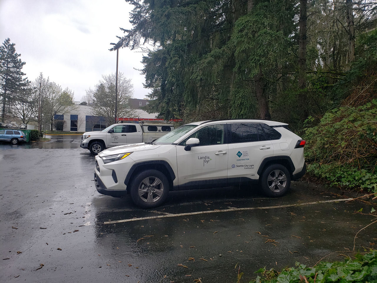 picture of car with Landis+gyr decal