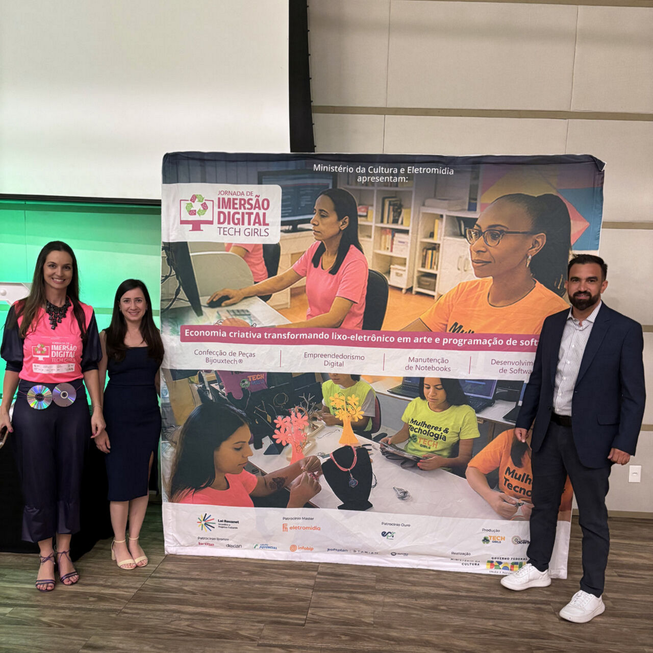 SAM Group Photo - SAM