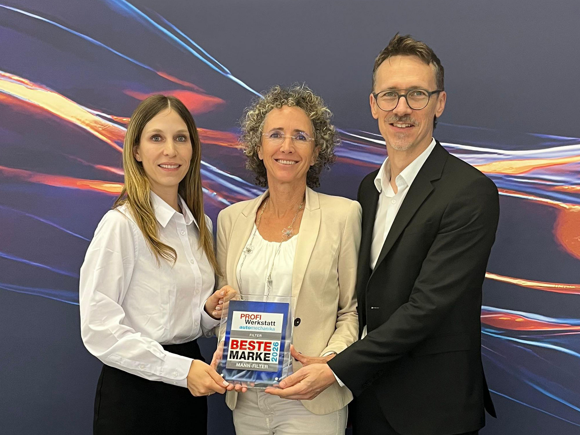 Golden EcoVadis award for sustainability performance with a Sustainability Rating