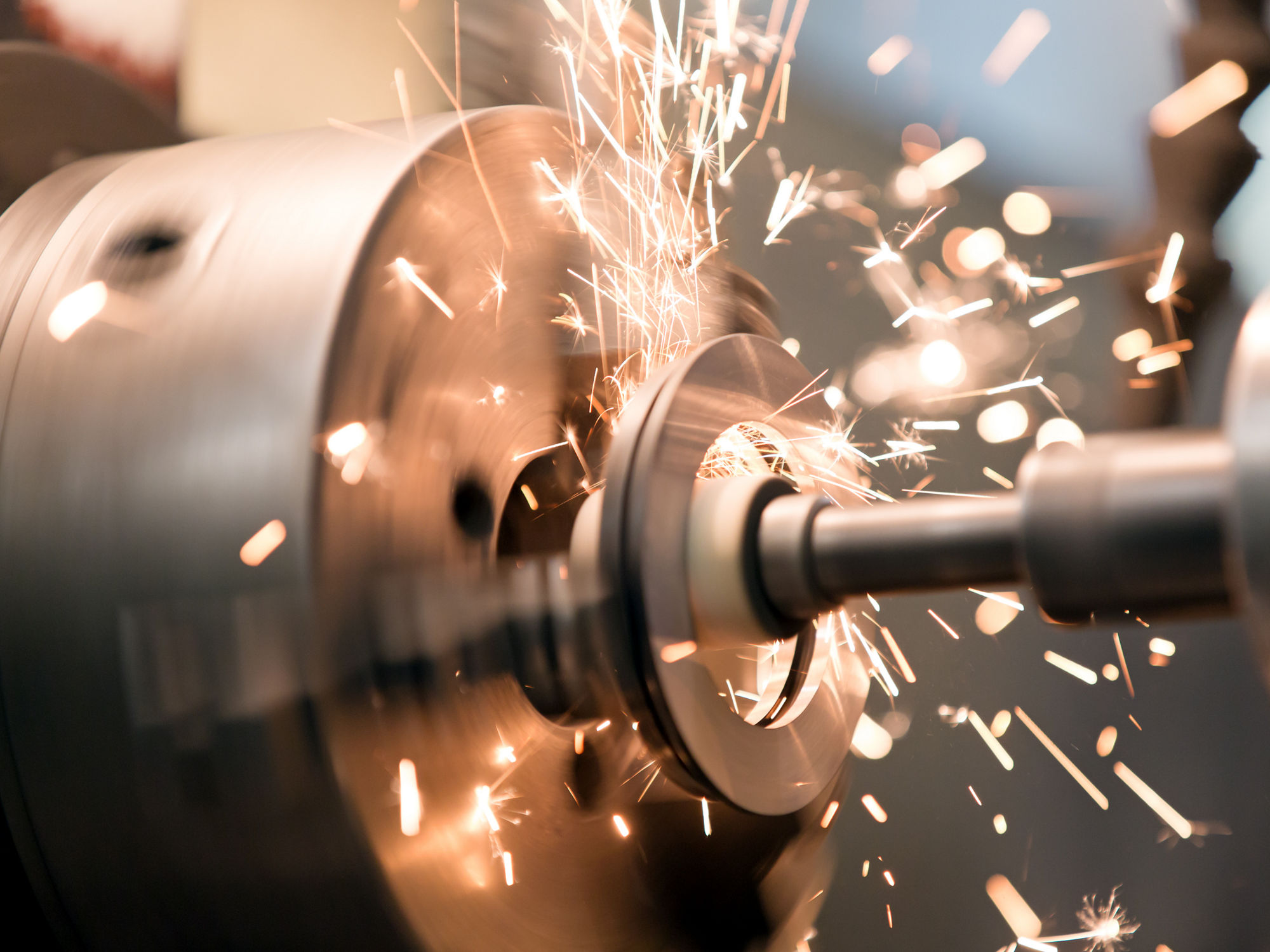 precision-metal-grinding-process-with-sparks-generated-during-machining-operation