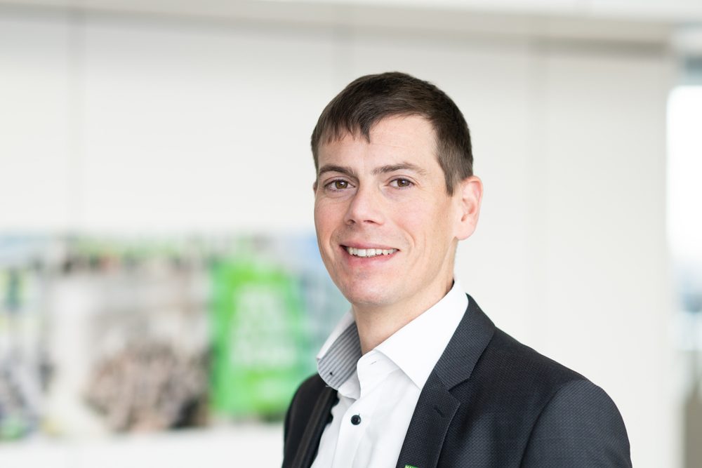 MANN-FILTER Expert Dr. Lars Spelter, Lead Engineer Filtration Materials
