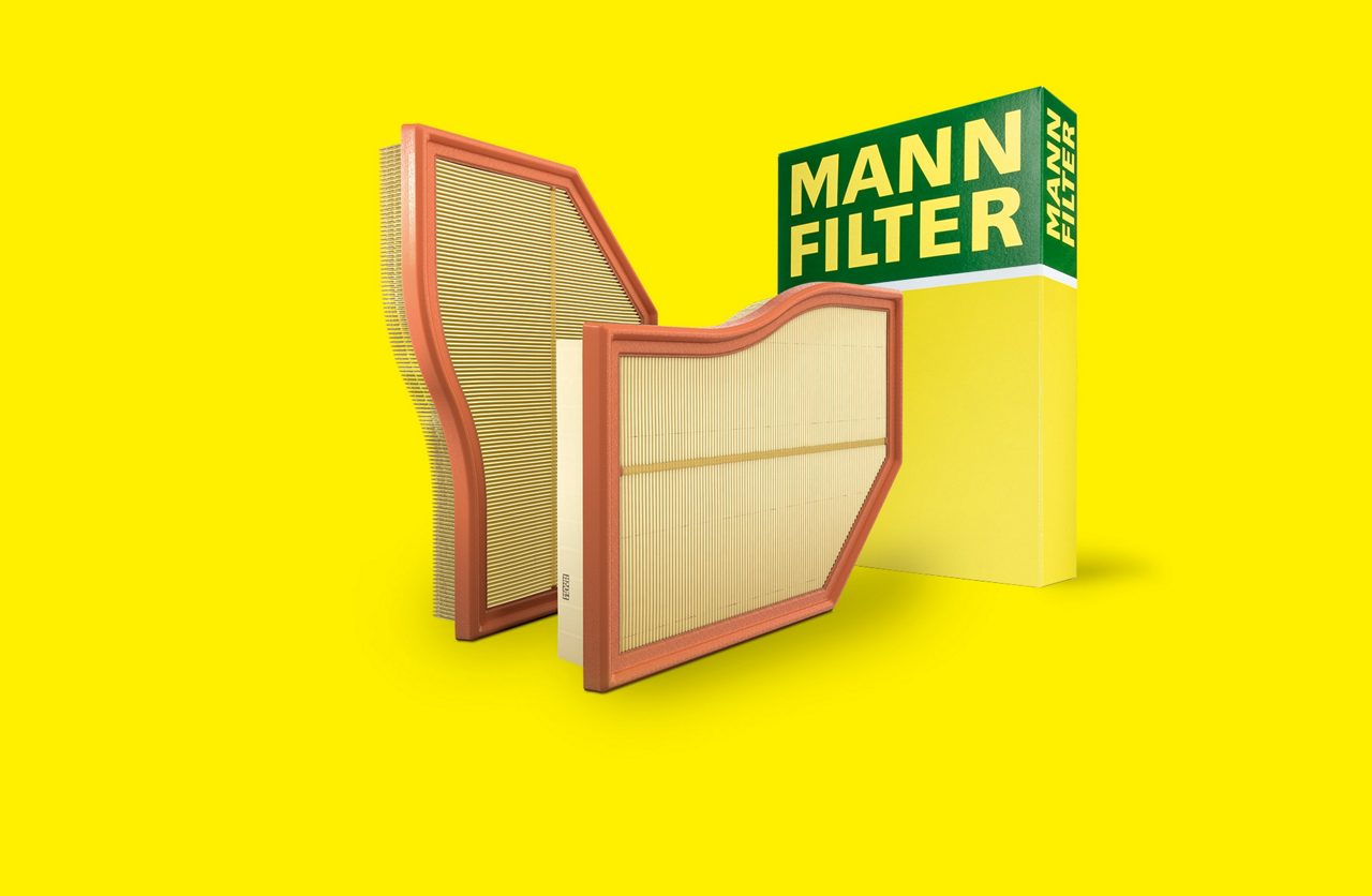 Engine air filter C30030 by MANN-FILTER