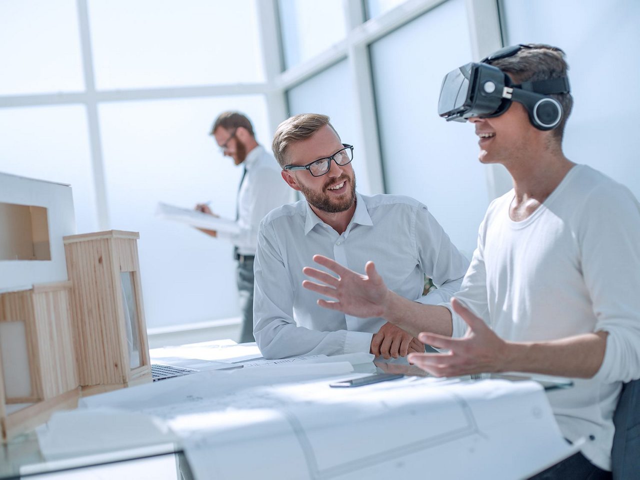 VR glasses in action