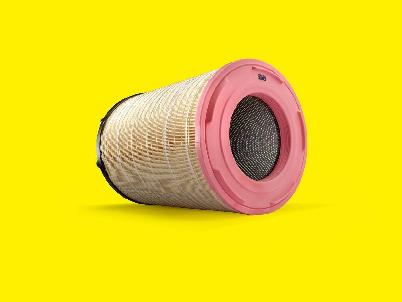 Cylindrical engine air cleaner by MANN-FILTER that fits Off-Highway vehicles and machines