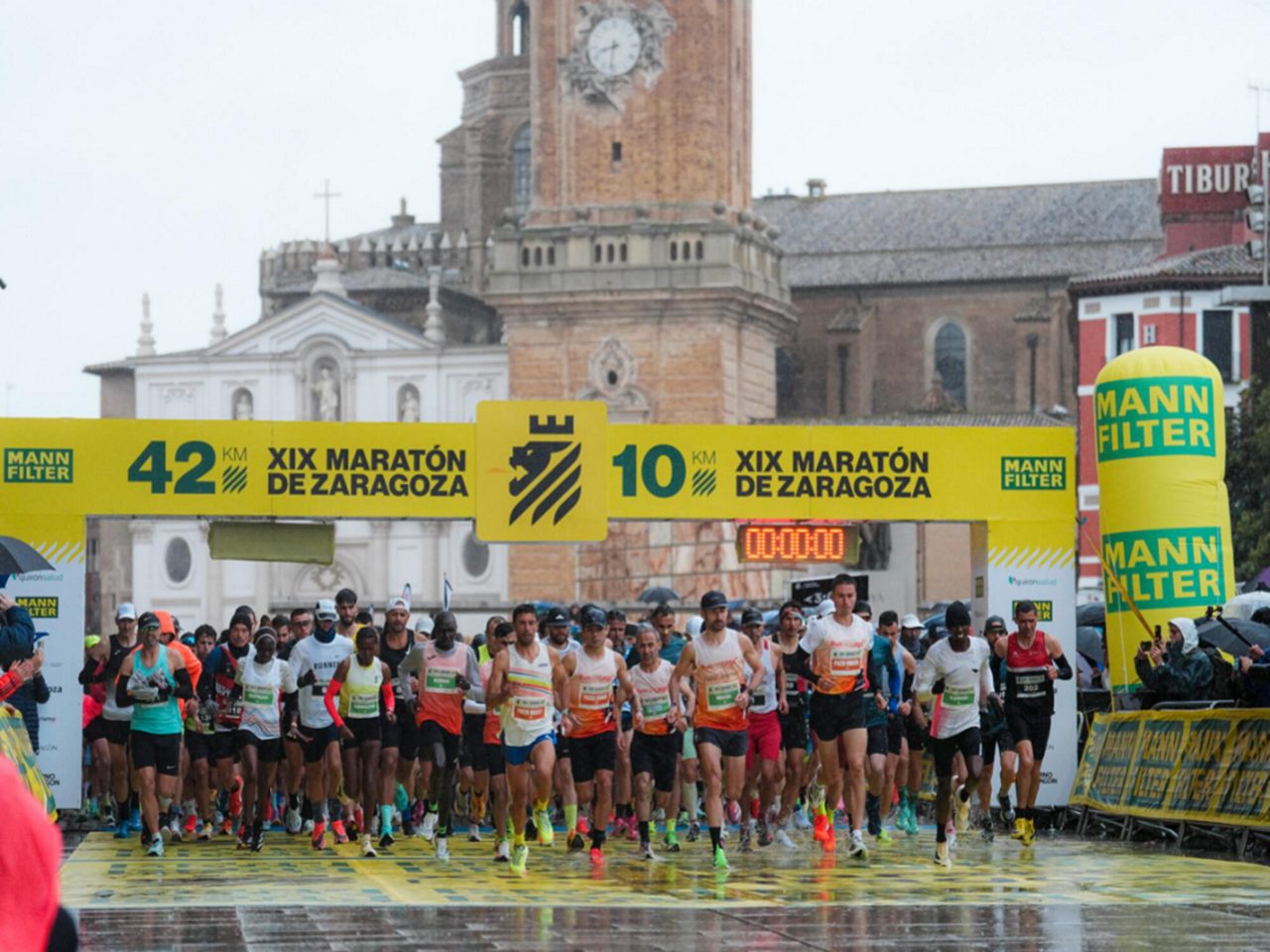 La XIX MANN-FILTER Maratón de Zaragoza reúne a cerca de 9.500 corredores