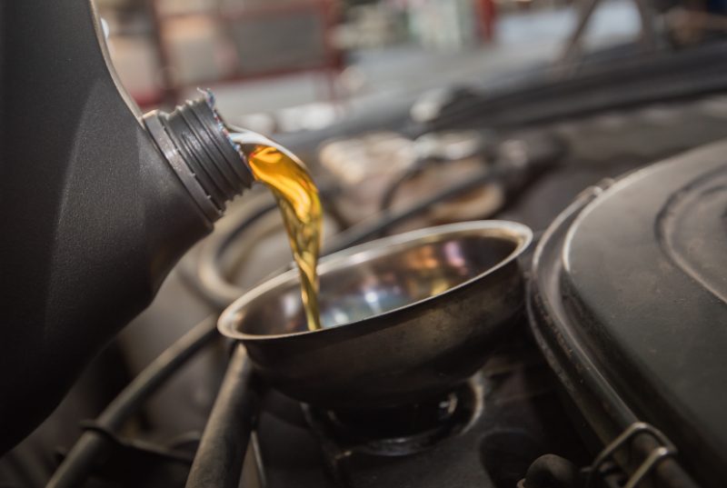 เปลี่ยนถ่ายน้ำมันเครื่อง