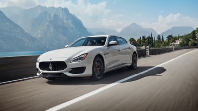 マセラティ クアトロポルテ Gts The Original Race Bred Luxury Sedan Maserati