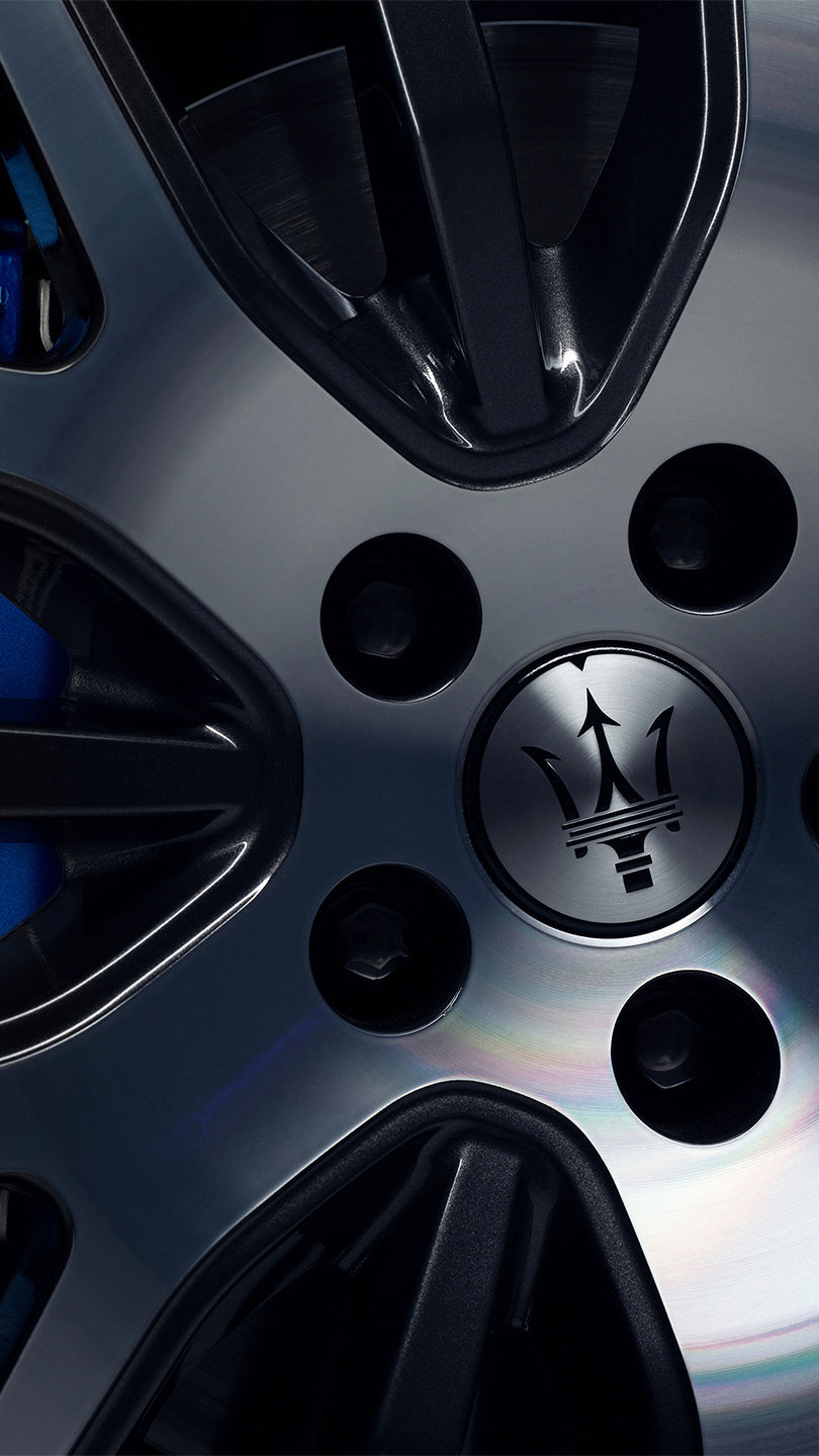 Pinzas de freno del SUV Maserati Levante Hybrid