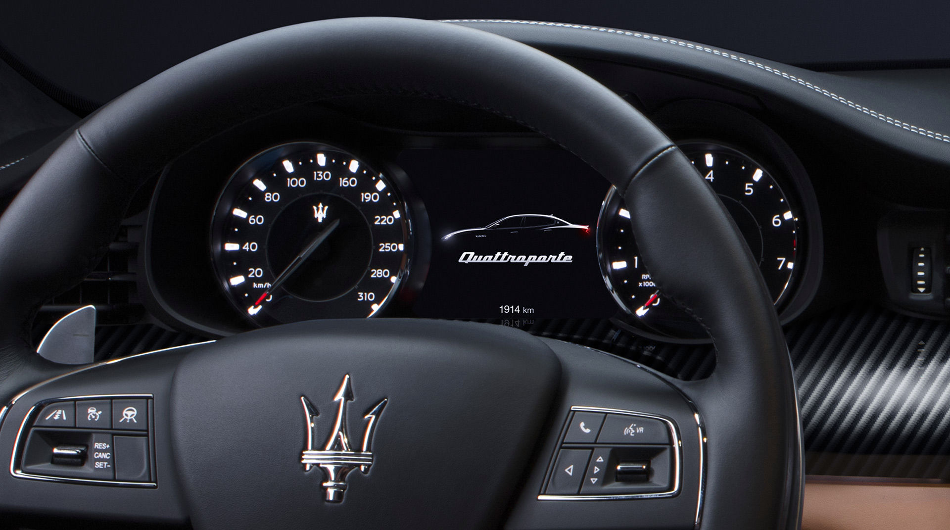 Volante del sedán Maserati Quattroporte