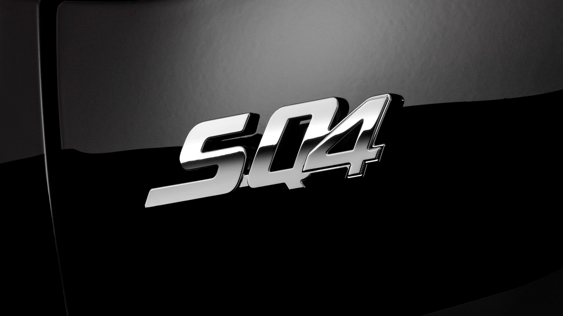 Logo "SQ4" en el sedán Maserati Quattroporte Modena SQ4