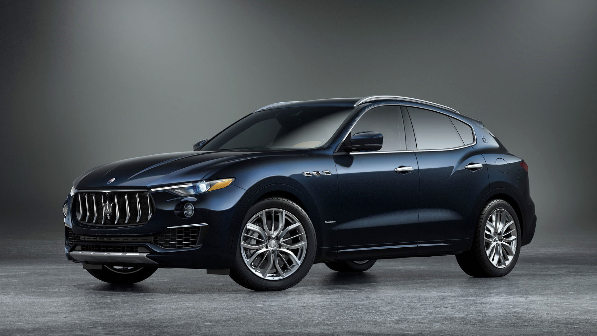 Maserati Levante - Edizione Nobile - Side view