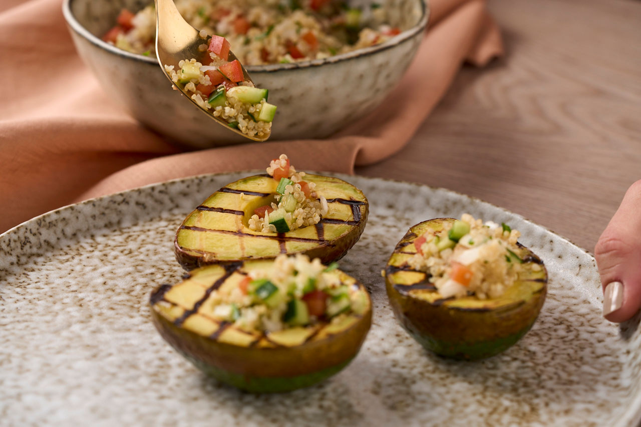Chou rouge dans des assiettes