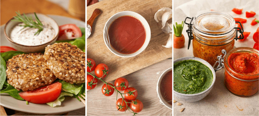 Dreigeteiltes Bild mit vegetarischen Frikadellen und Dip, Tomatensuppe mit Tomaten und Knoblauch, sowie drei Gläsern mit grünem und rotem Pesto
