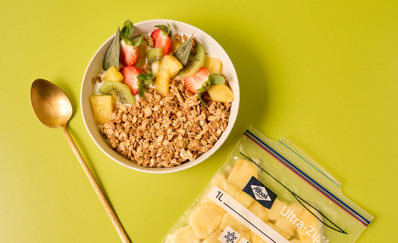 Chou rouge dans des assiettes