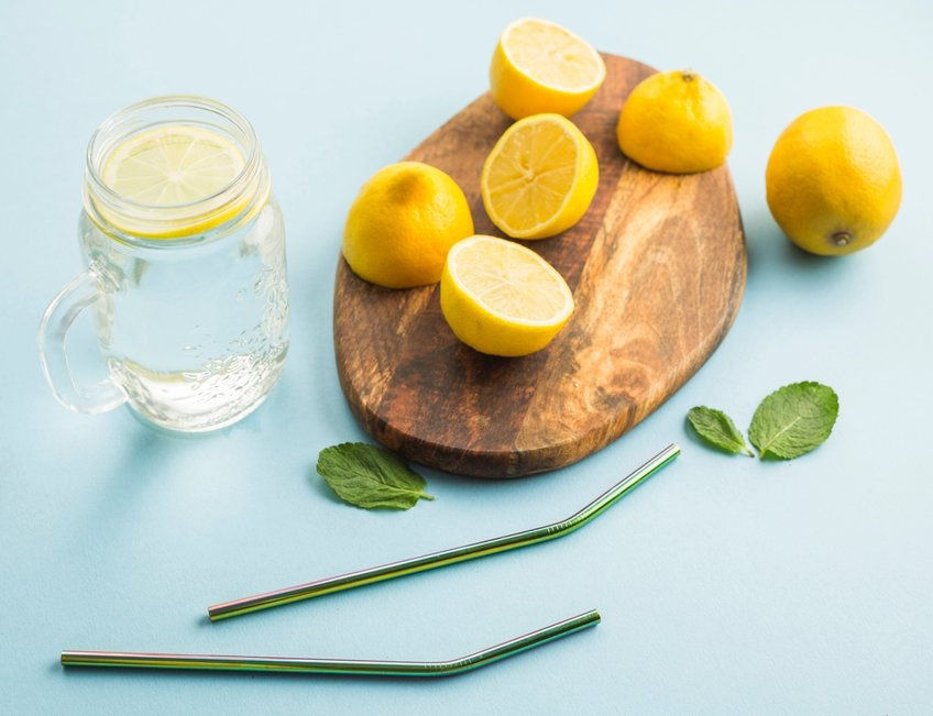 Chou rouge dans des assiettes