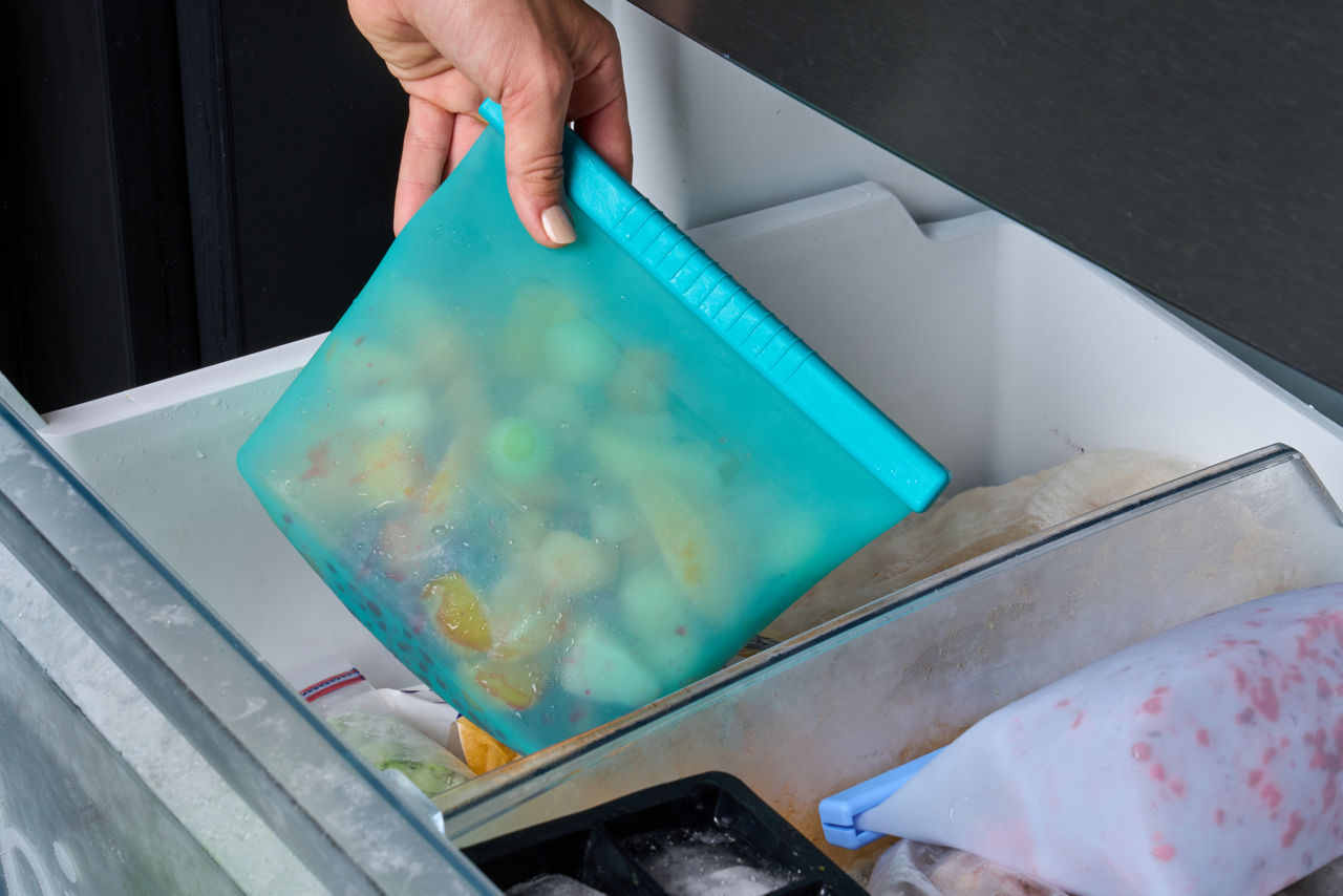 Chou rouge dans des assiettes