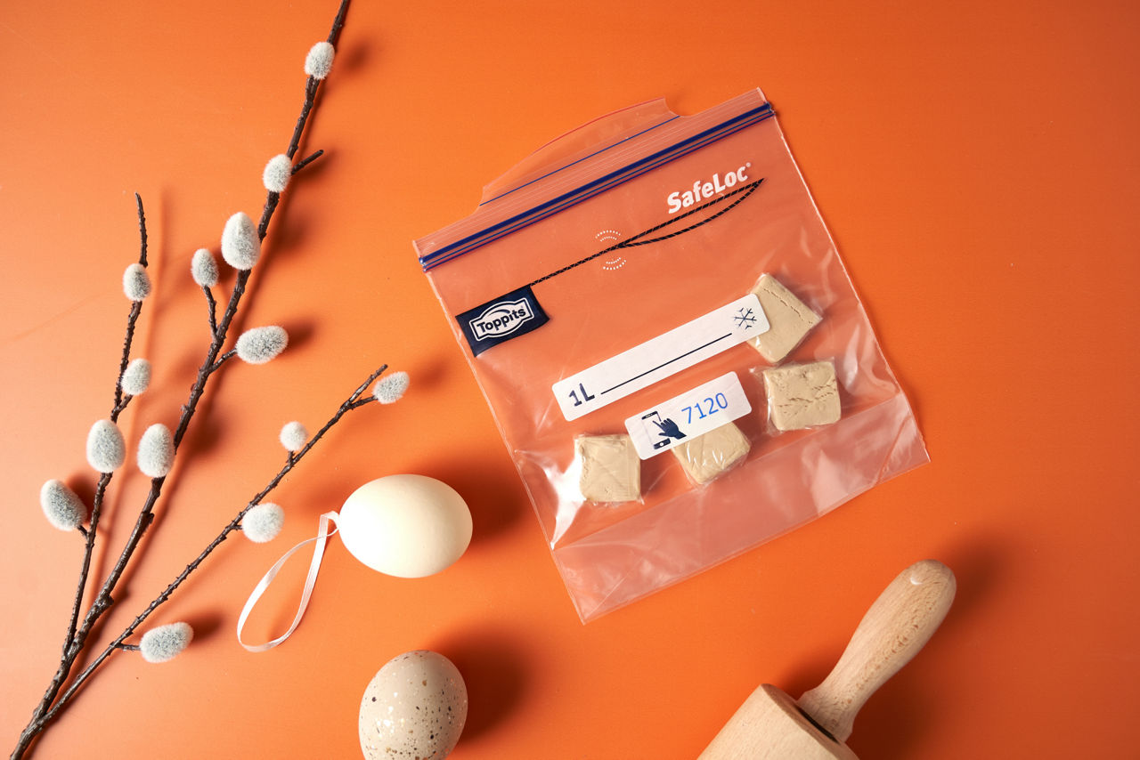 Chou rouge dans des assiettes