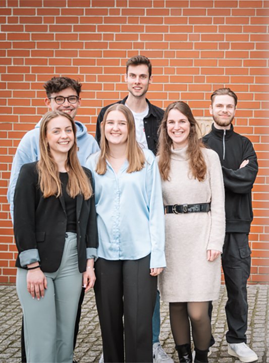 2024 MEC Azubis Leon Herrmann Leefke Jacobs Jonas Brandt Carolina Klude Mareen Ostertag Felix Clasen 01.jpg
