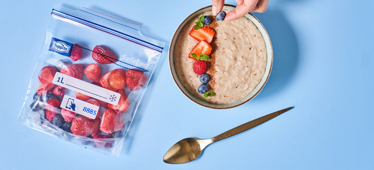 Chou rouge dans des assiettes