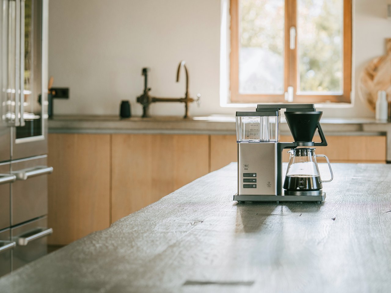 Melitta Kaffeemaschine steht in einer Küche