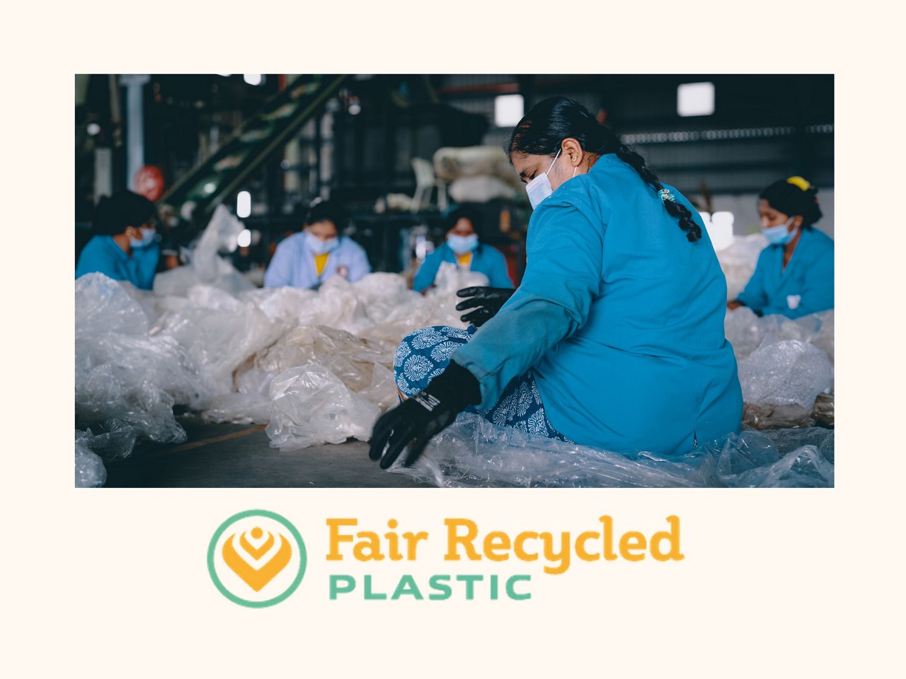Mitarbeiter der Initiative Fair Recycled Plastic in Bangalore in Indien