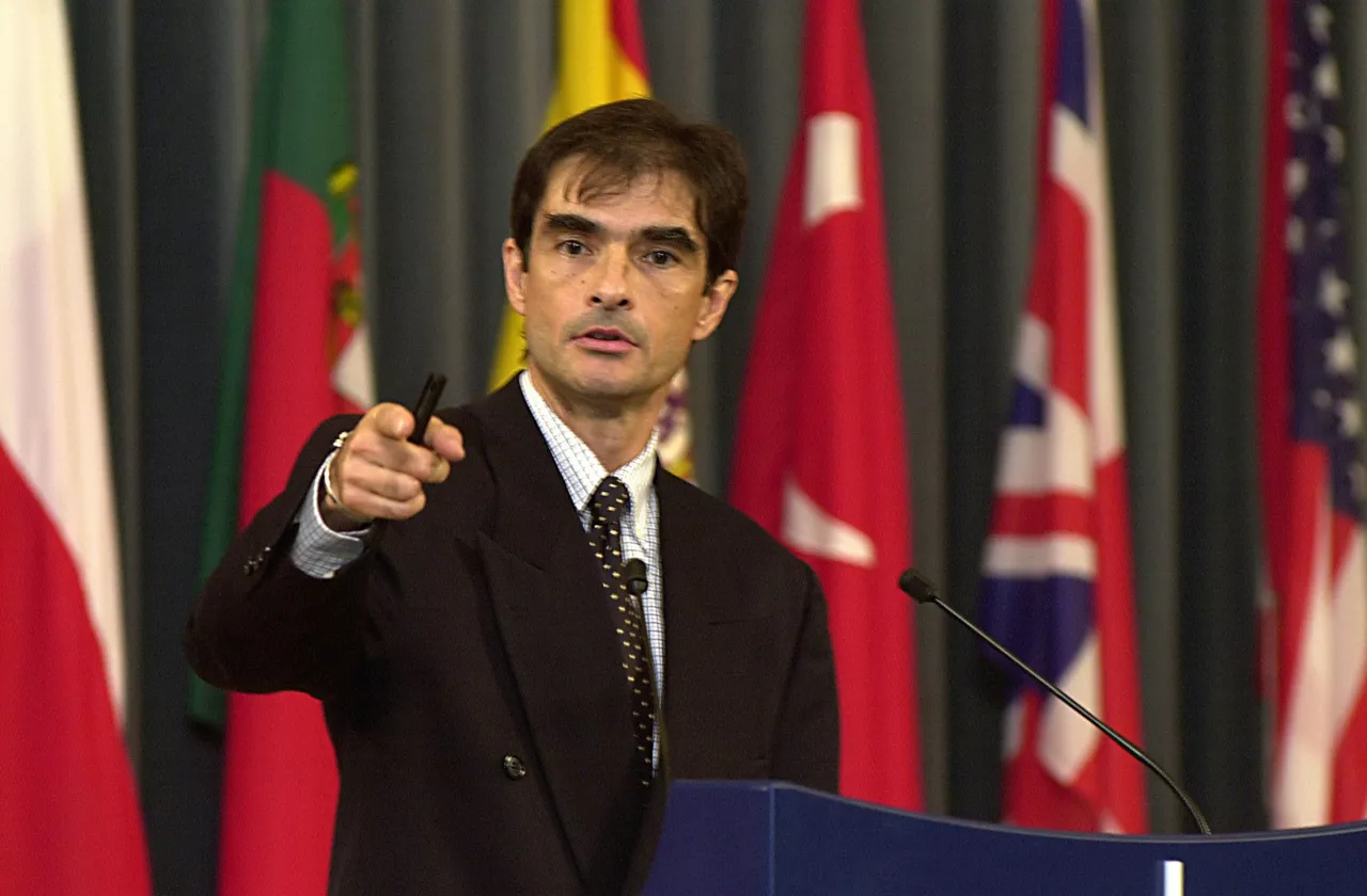 NATO Spokesperson Yves Brodeur at the press conference by NATO Secretary General Lord Robertson following the meeting of the North Atlantic Council