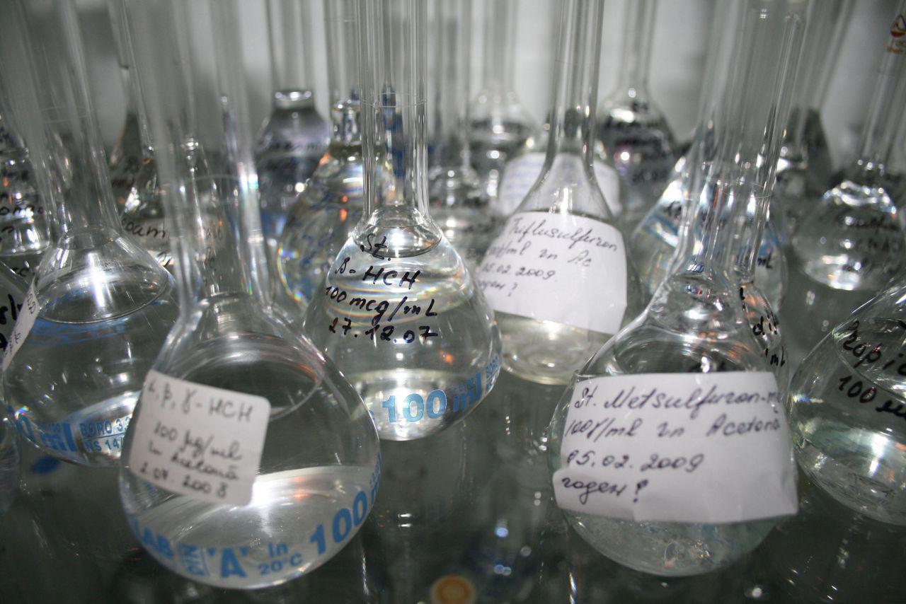 091211-chemical-moldova.jpg