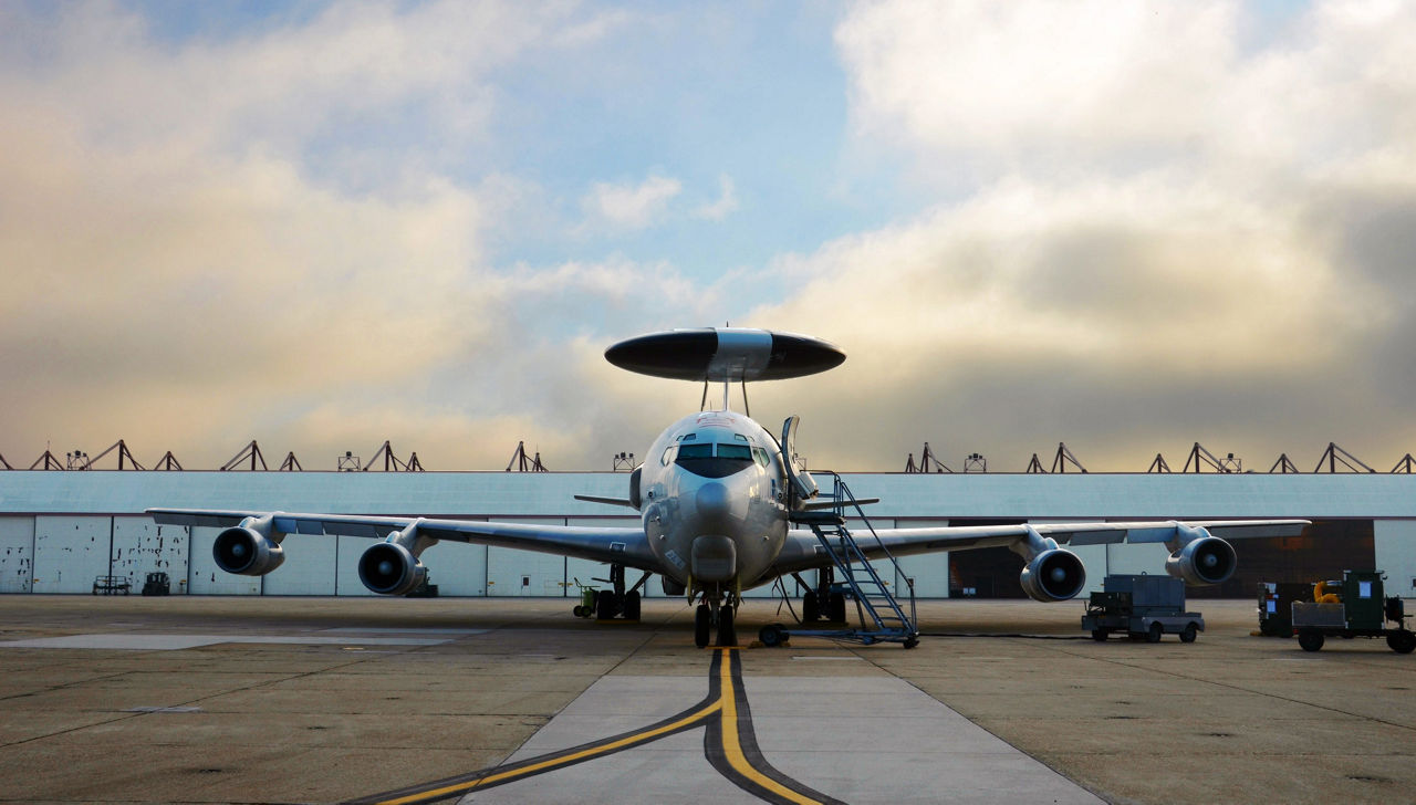 150128-awacs.jpg