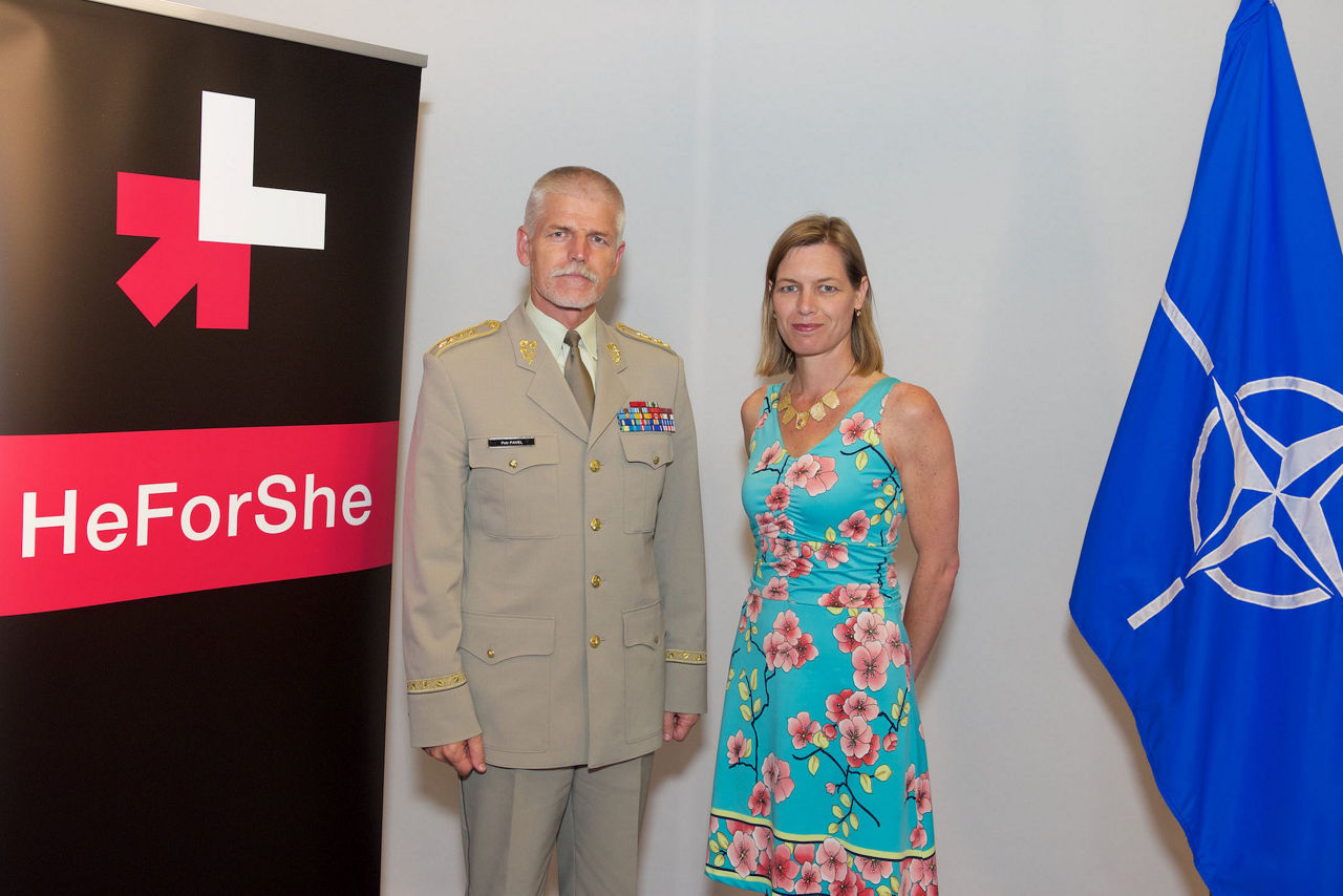 150710-cmc-heforshe.jpg