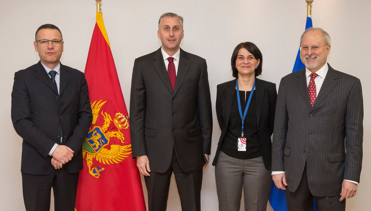 Montenegro begins accession talks with NATO