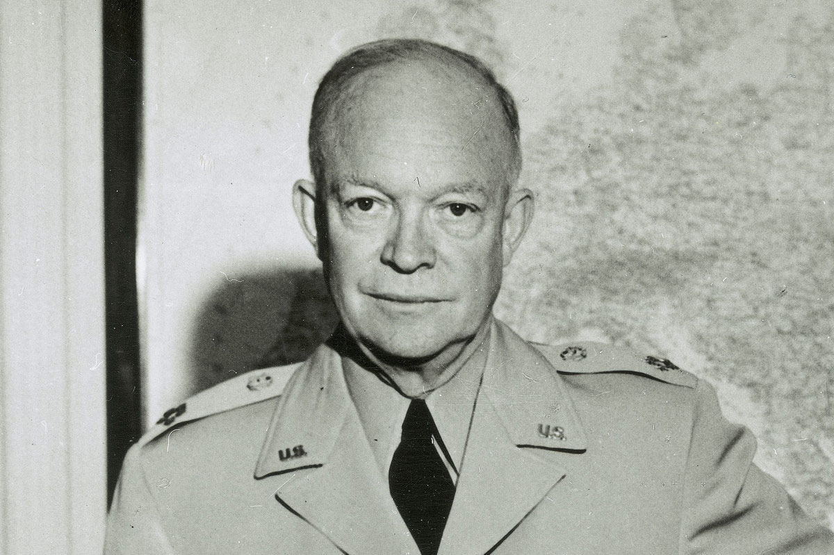 nato-leaders_eisenhower.jpg