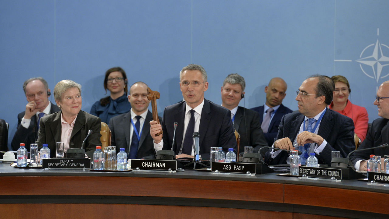 NATO Secretary General Jens Stoltenberg officially closes the last North Atlantic Meeting in the current NATO Headquarters with the Icelandic Gavel