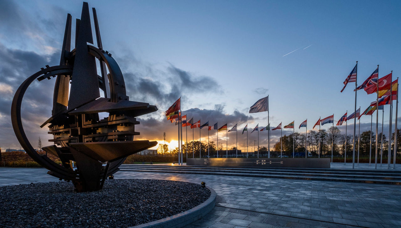 191119-nato-flags.jpg
