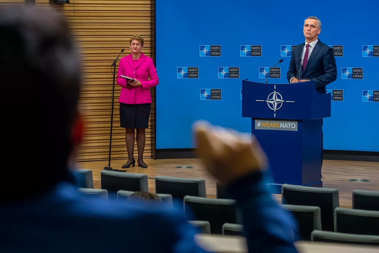 Press Conference by NATO Secretary General Jens Stoltenberg